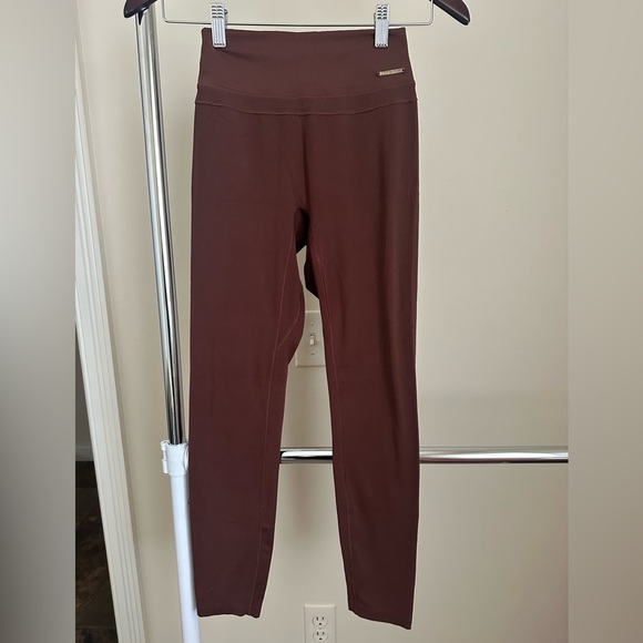 Women’s Gymshark Brown Leggings - Picture 2 of 3